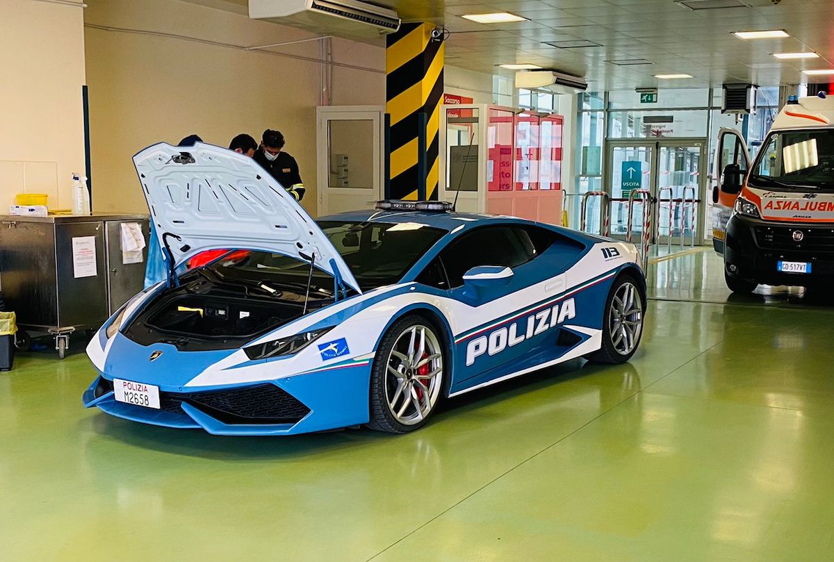Italia: 600 km a toda velocidad en un Lamborghini, para dar vida