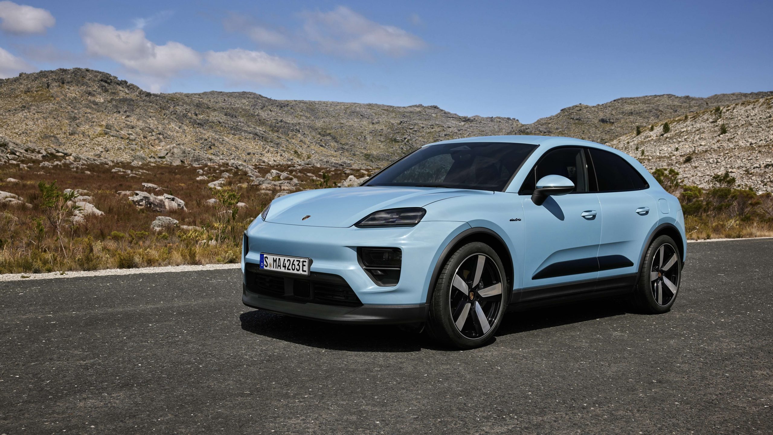 Porsche suma dos variantes para el Macan 100% el\u00e9ctrico